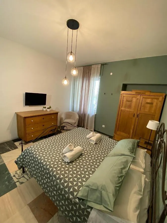 Delle Rose Rooms 3*, Verona