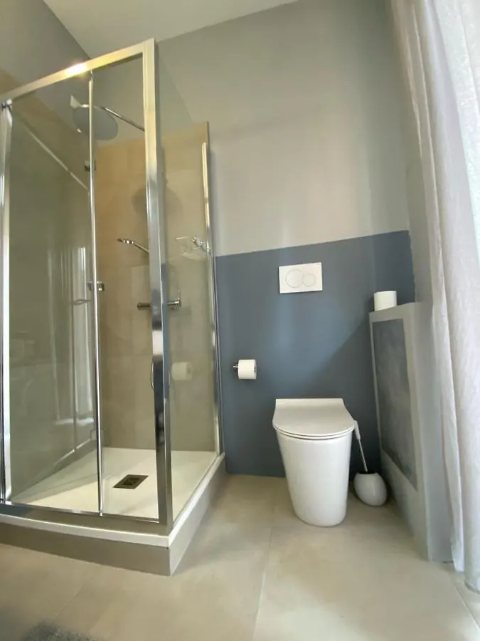 Delle Rose Rooms 3*, Verona